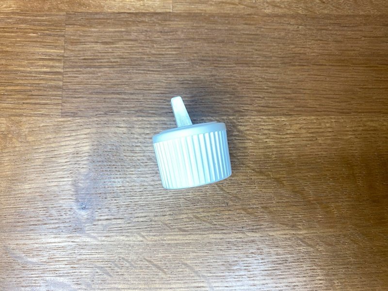  flip up spout cap